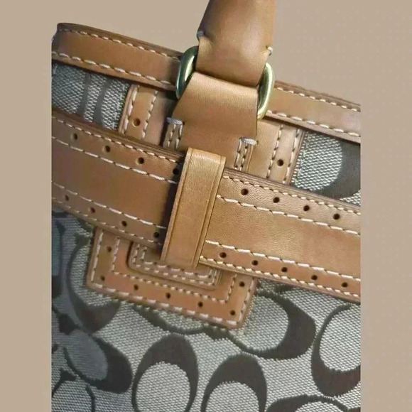 COACH Signature Satchel Shoulder Bag in tan vachetta leather/ canvas - Picture 3 of 13